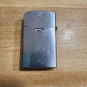 Vintage Carlyle Butane Gas Silver Lighter/ Japan/unsure Working Condition